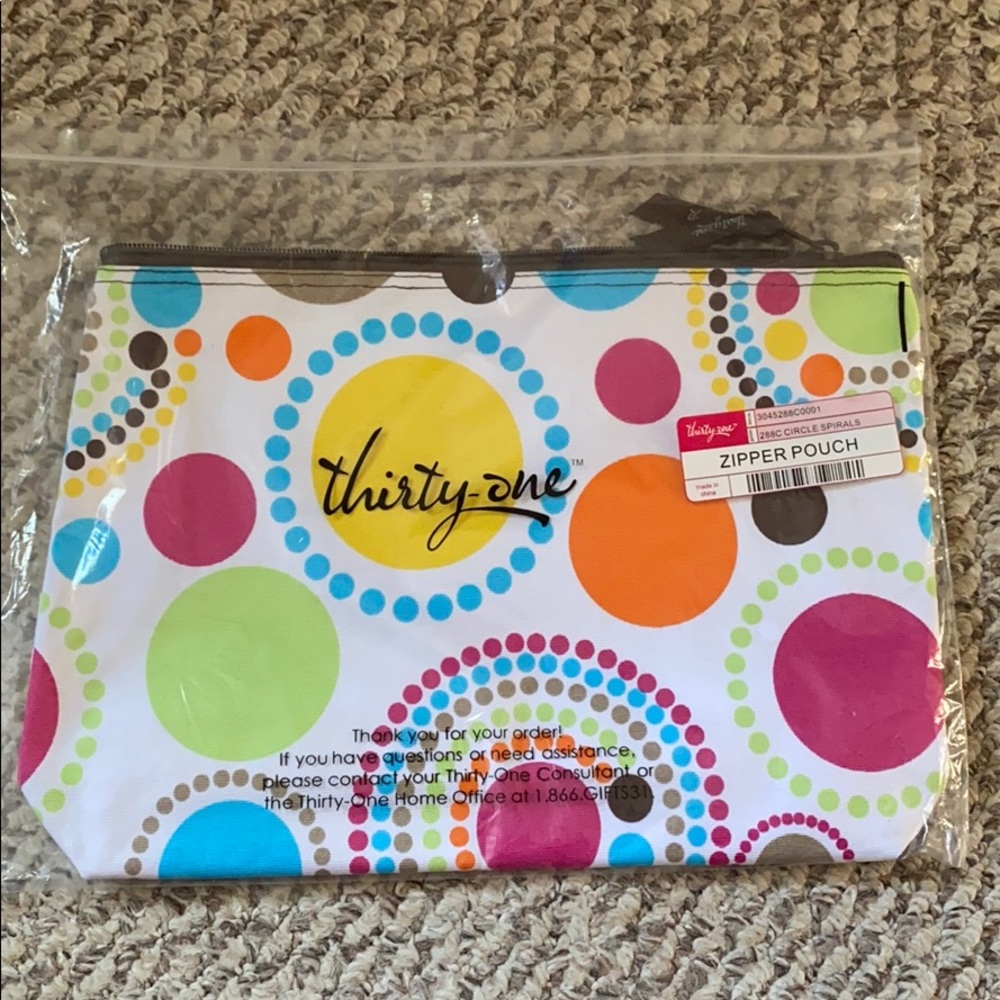 Thirty One Zipper pouch